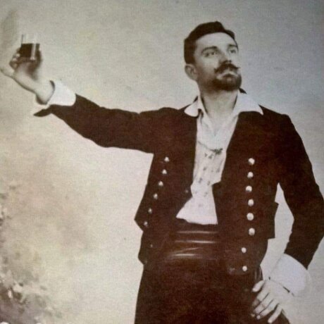 Gruppo maggiaiolo del Cantamaggio Ternano che canta per le vie del quartiere